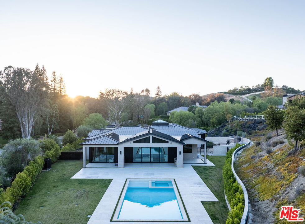 24227 Bridle Trail Rd