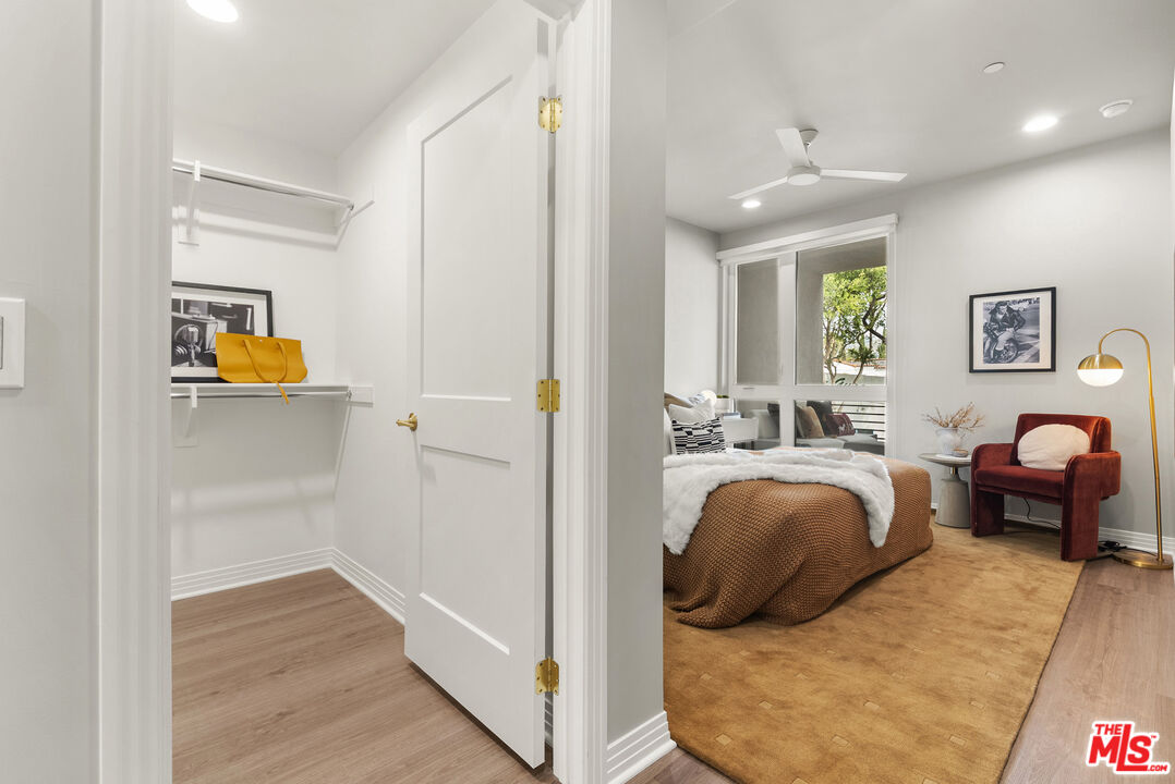 7428 Santa Monica Blvd Unit: 402