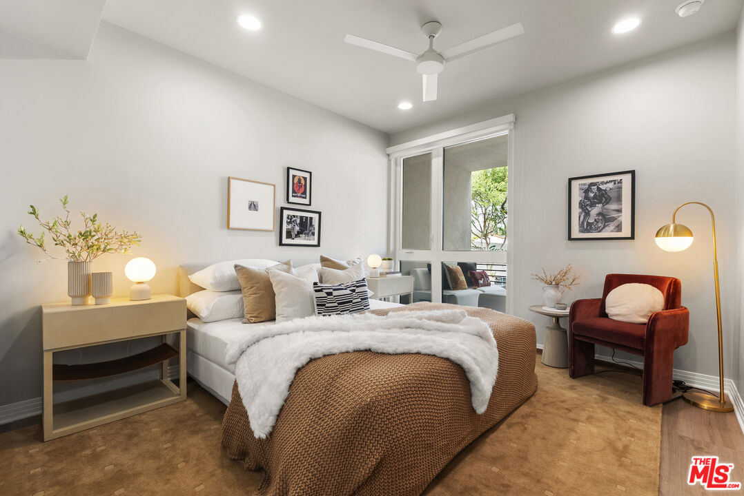 7428 Santa Monica Blvd Unit: 402
