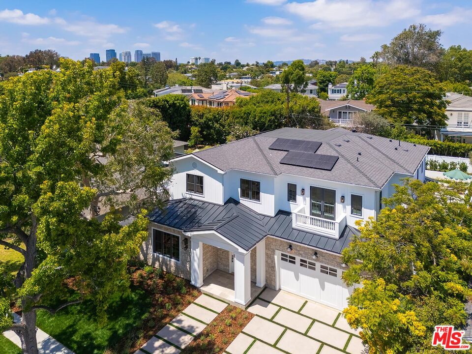 3320 Patricia Ave