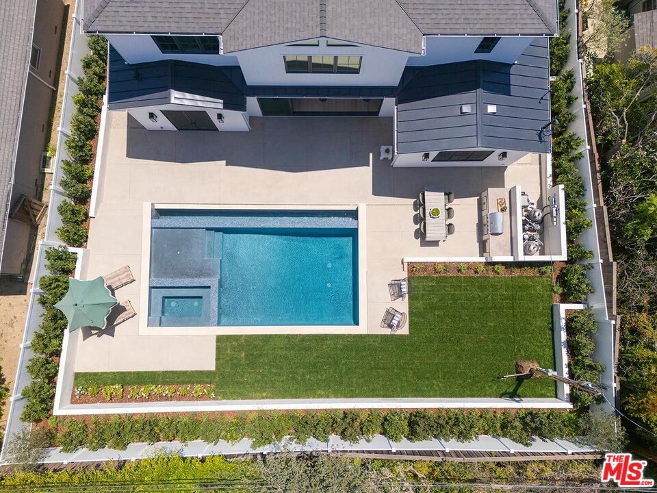 3320 Patricia Ave