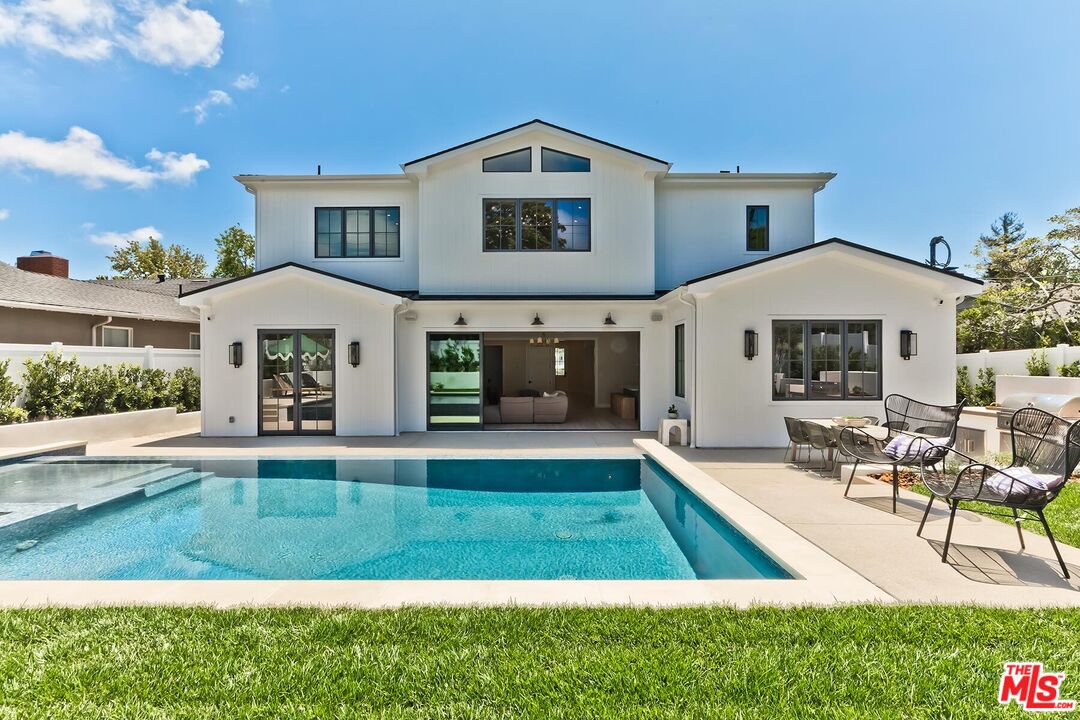 3320 Patricia Ave