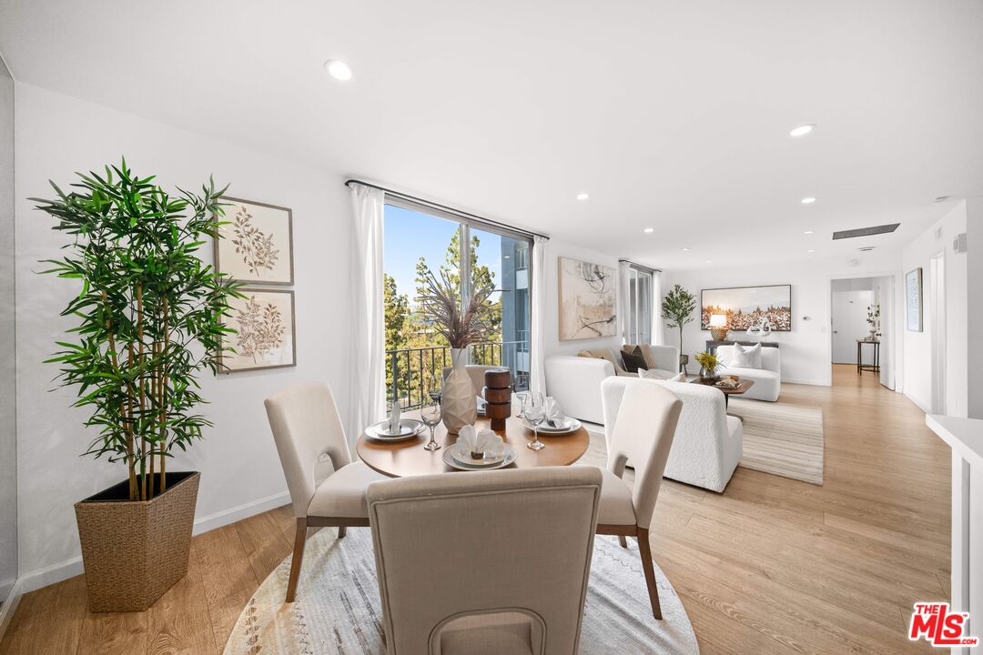 100 S Doheny Dr Unit: 514