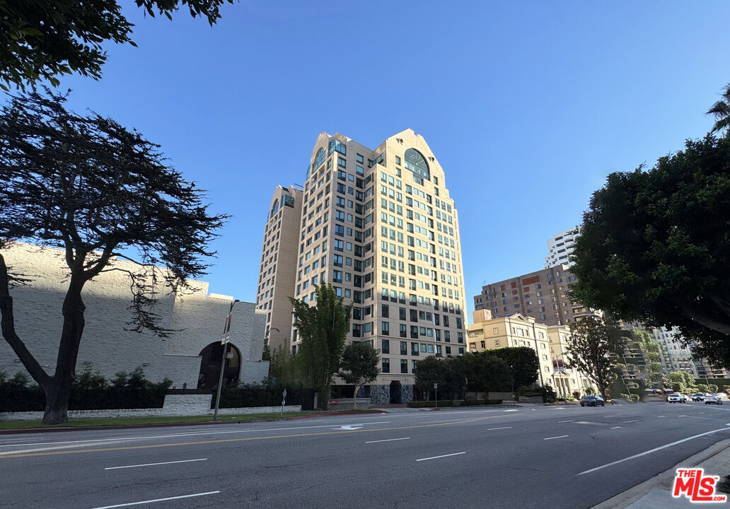 10520 Wilshire Blvd Unit: 701