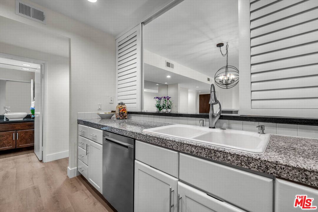 1735 Malcolm Ave Unit: H