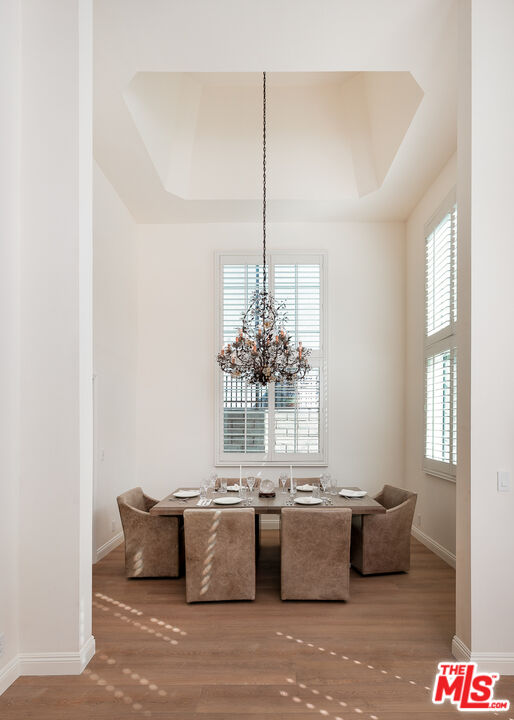 2337 Fox Hills Dr Unit: 102