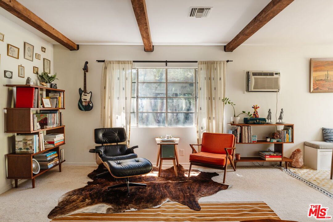 4501 Finley Ave Unit: 10