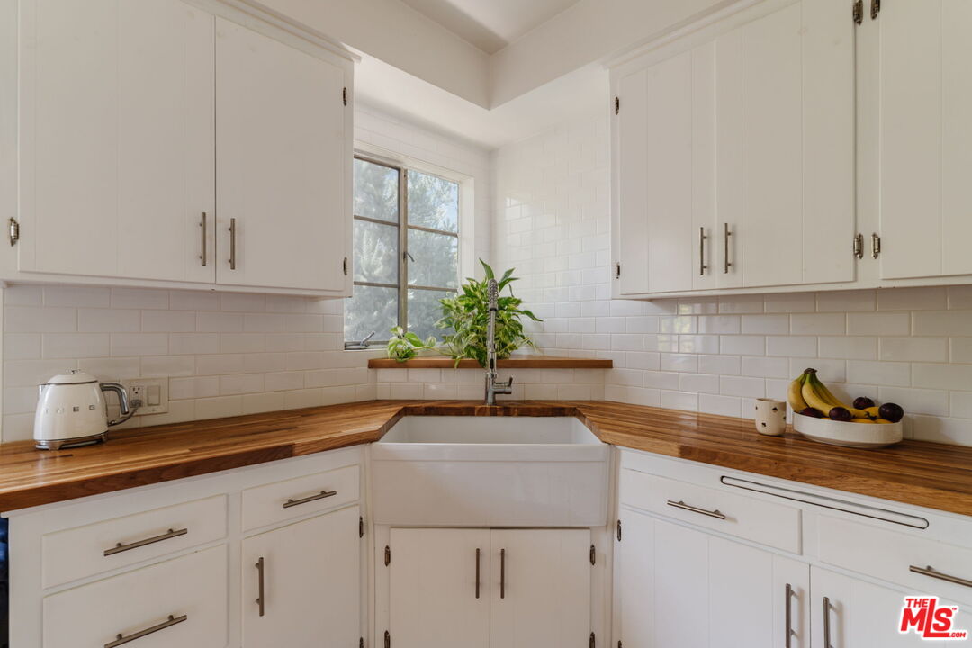 4501 Finley Ave Unit: 10