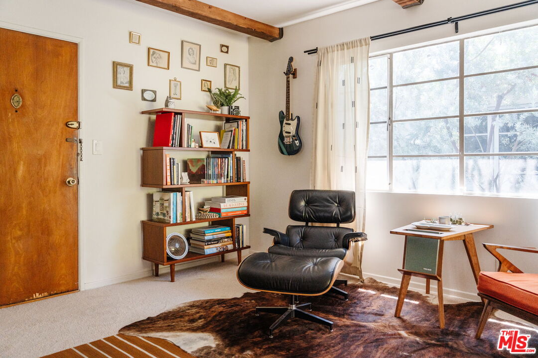 4501 Finley Ave Unit: 10