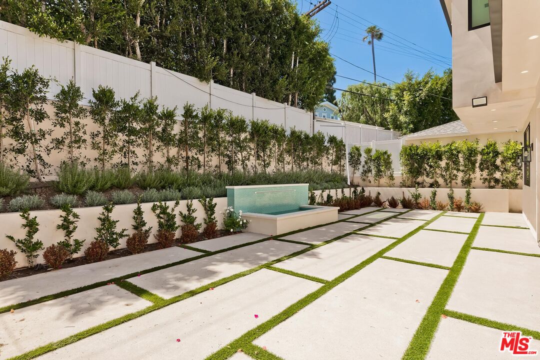 9224 Monte Mar Dr