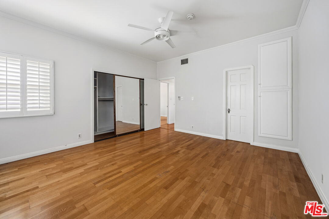 166 N Arnaz Dr
