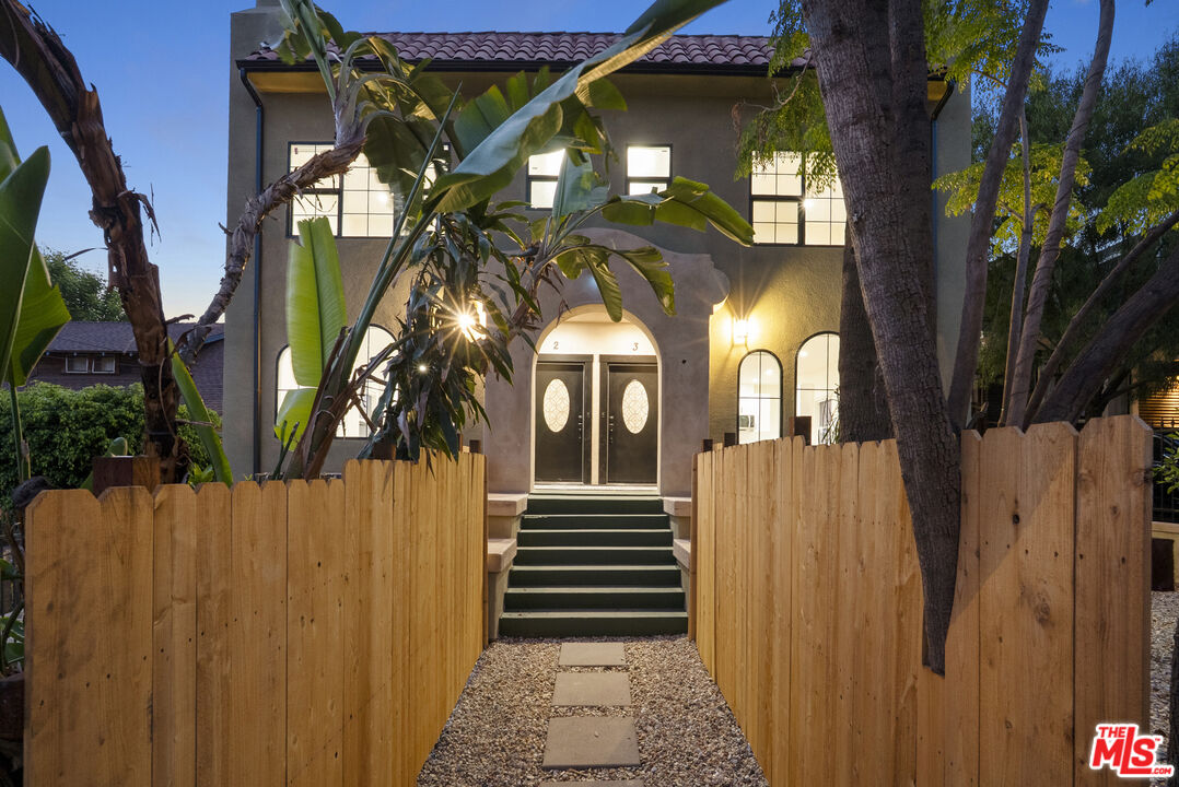1305 Lucile Ave Unit: 2