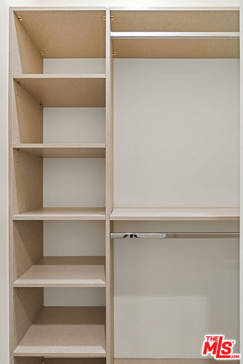 1305 Lucile Ave Unit: 2