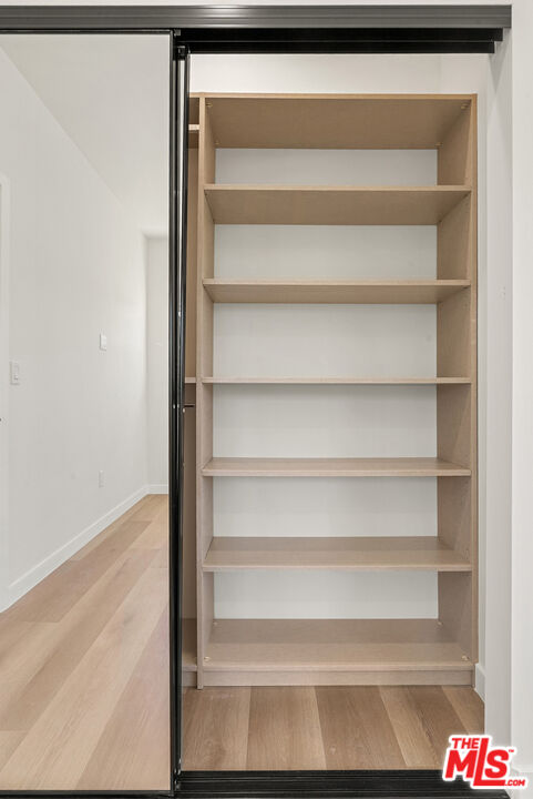1305 Lucile Ave Unit: 2