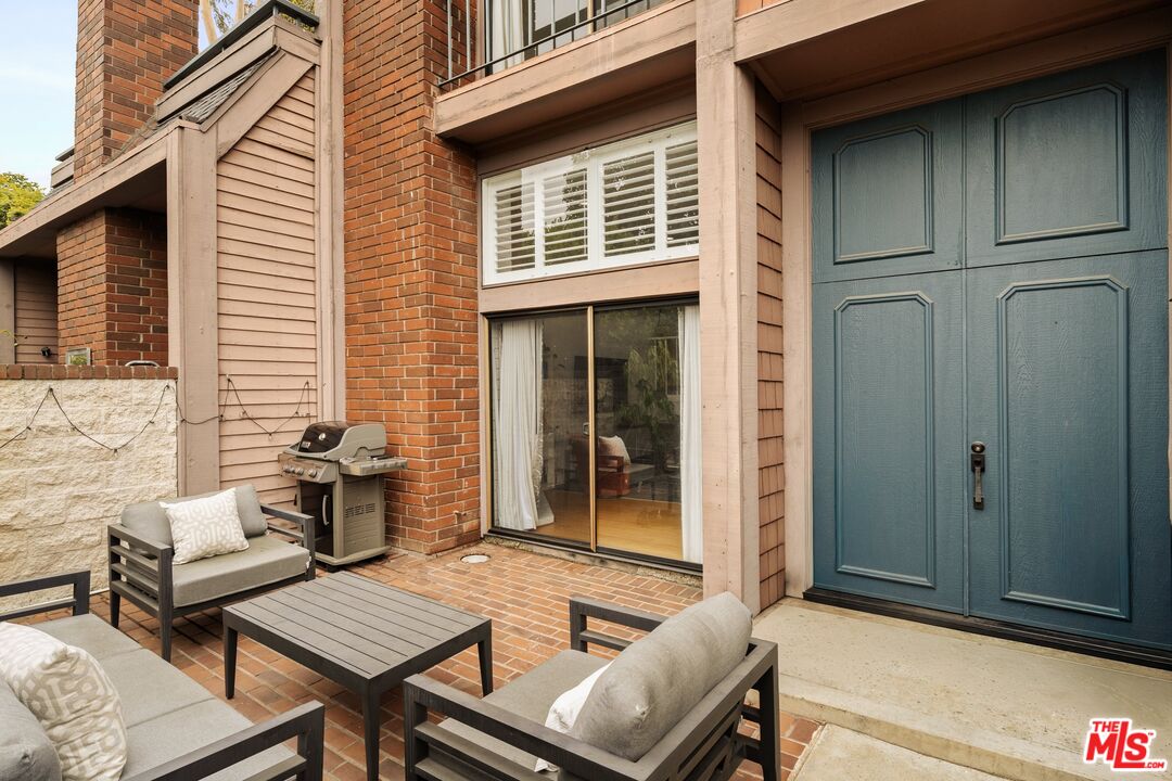 4600 Glencoe Ave Unit: 2