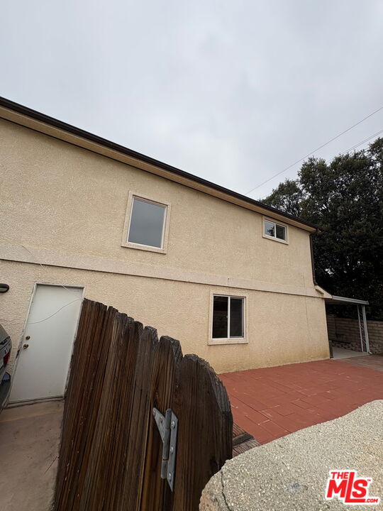 9155 Cedros Ave Unit: 1