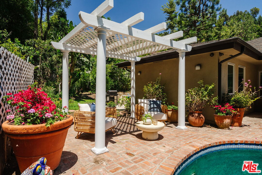 1355 Shadybrook Dr