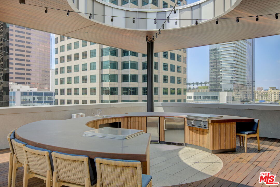 744 S Figueroa St Unit: 3901