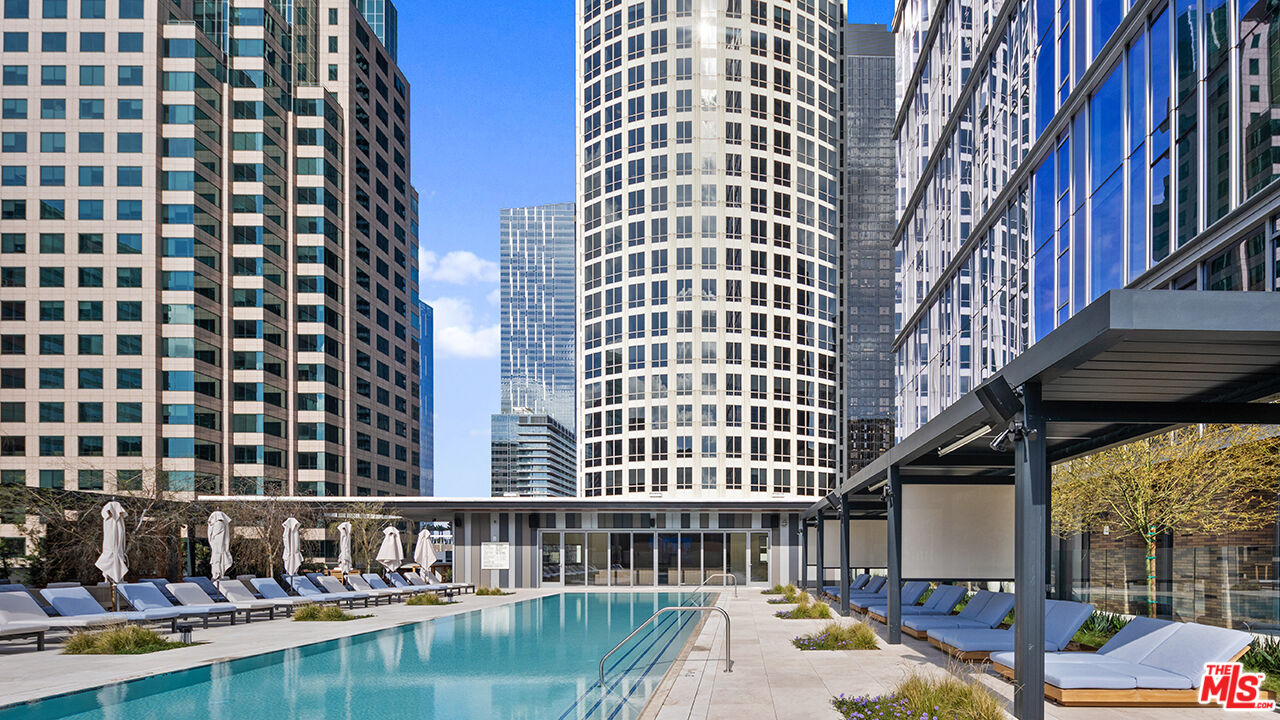 744 S Figueroa St Unit: 3901