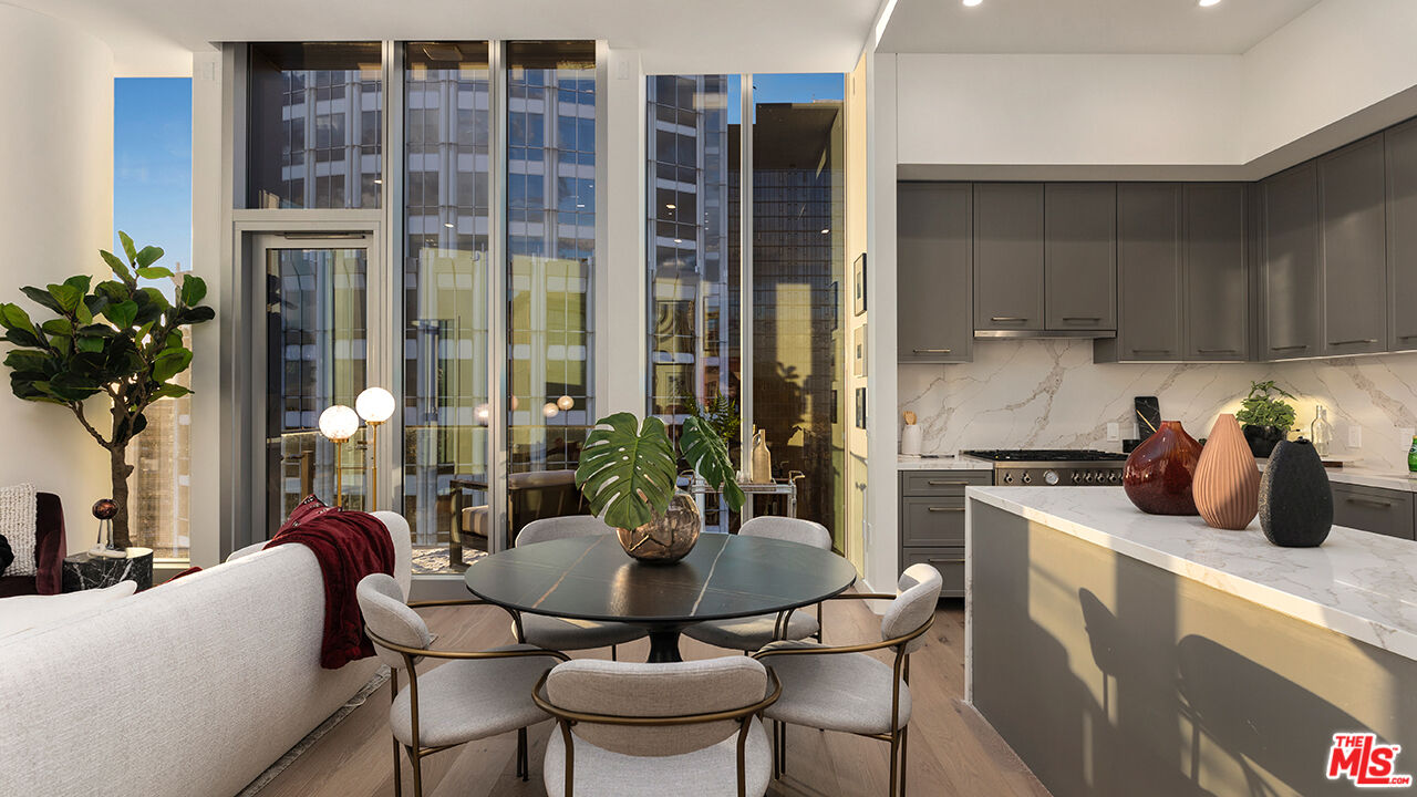 744 S Figueroa St Unit: 3901