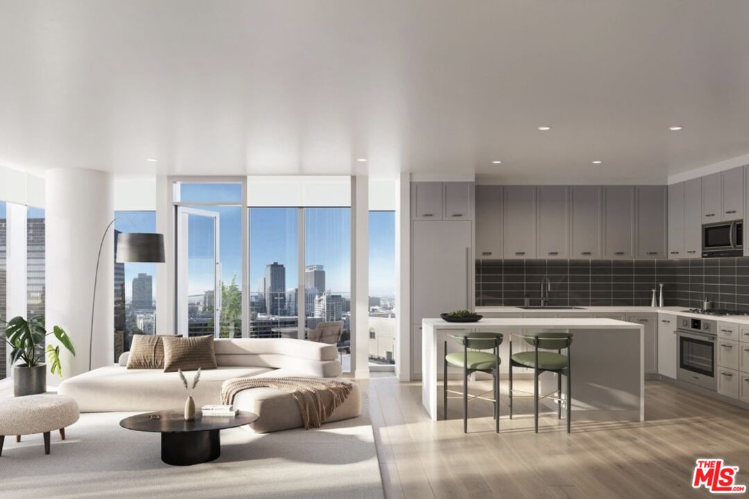 744 S Figueroa St Unit: 3901