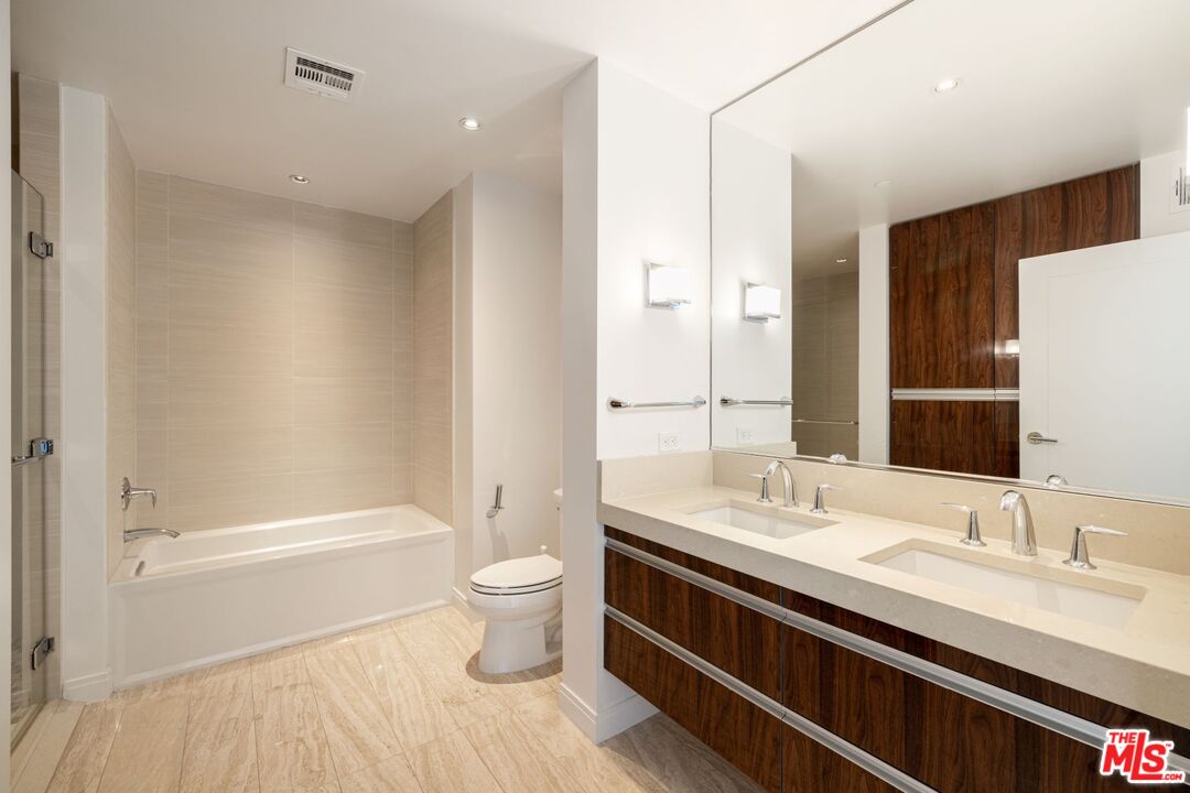 8500 Burton Way Unit: 614