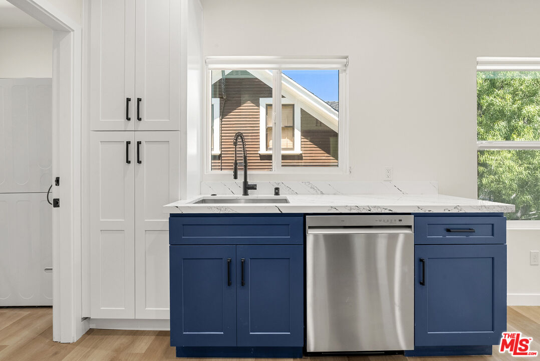 1305 Lucile Ave Unit: 3
