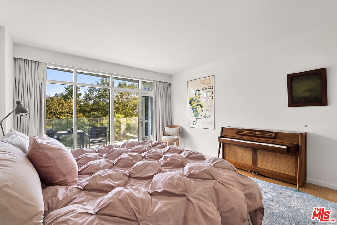 1705 Ocean Ave Unit: 311