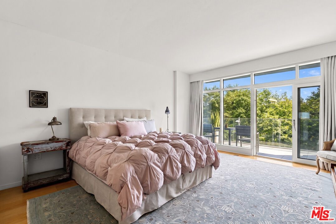 1705 Ocean Ave Unit: 311
