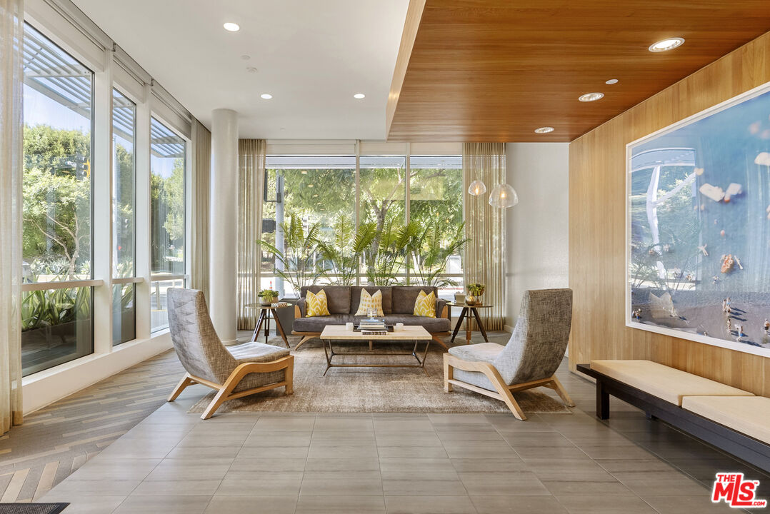 1705 Ocean Ave Unit: 311