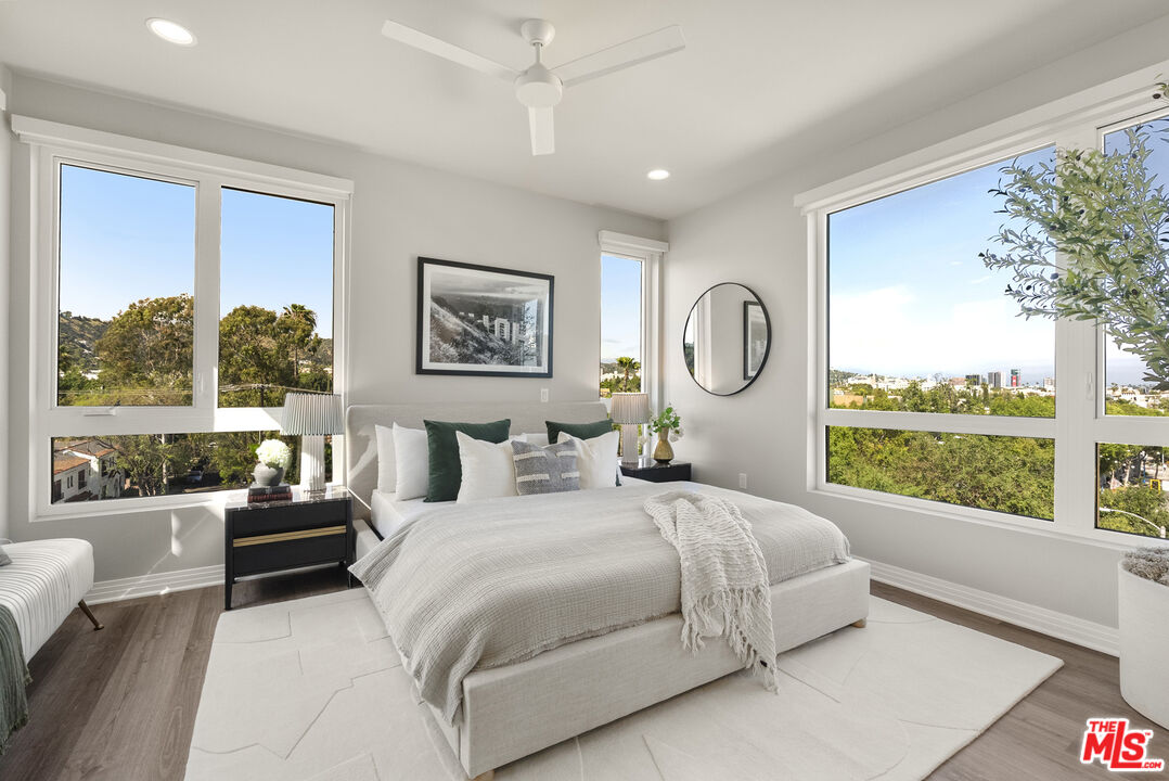 7428 Santa Monica Blvd Unit: 301