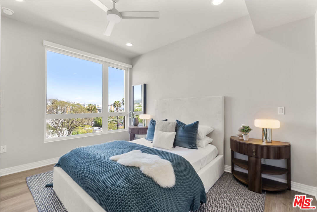 7428 Santa Monica Blvd Unit: 301