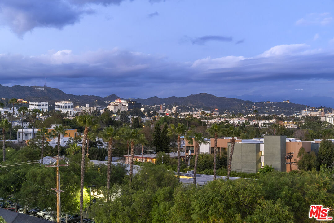 7428 Santa Monica Blvd Unit: 301