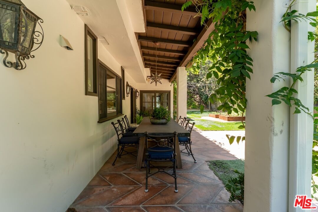11662 Duque Dr