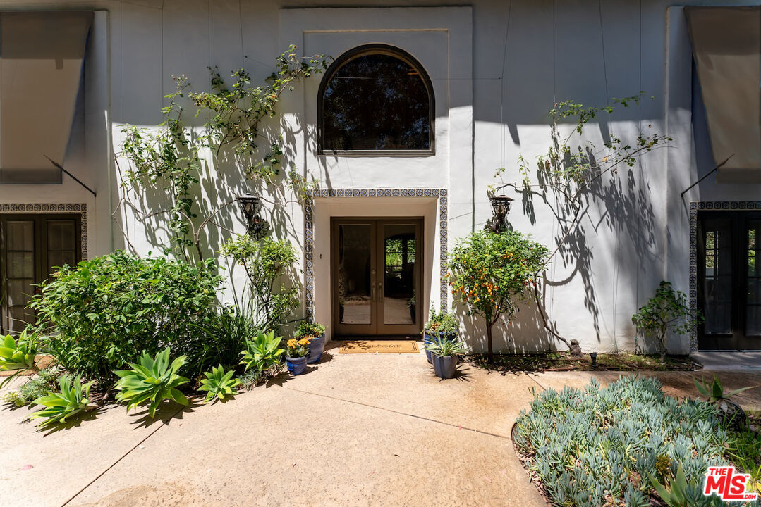 11662 Duque Dr