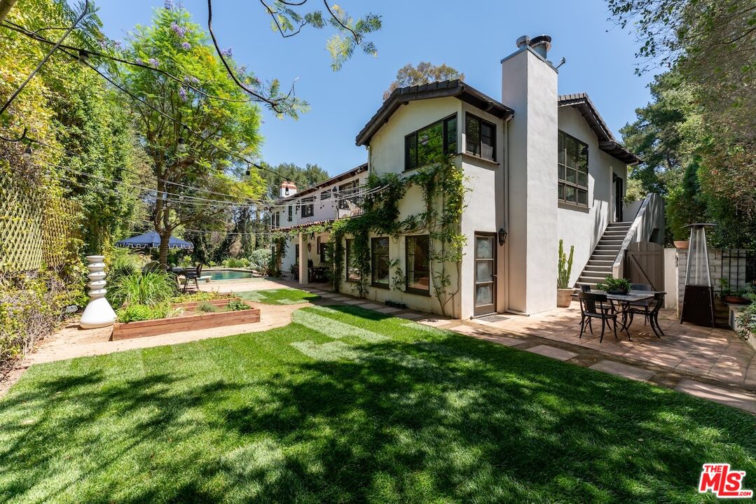 11662 Duque Dr