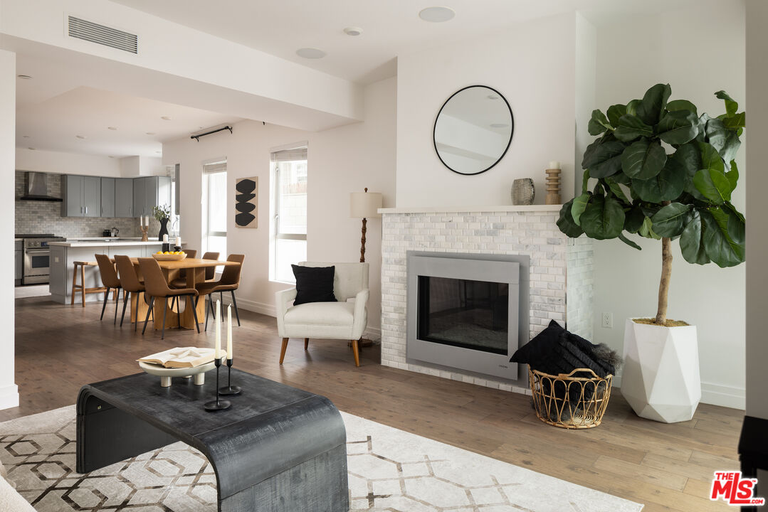 11979 Walnut Ln Unit: 1