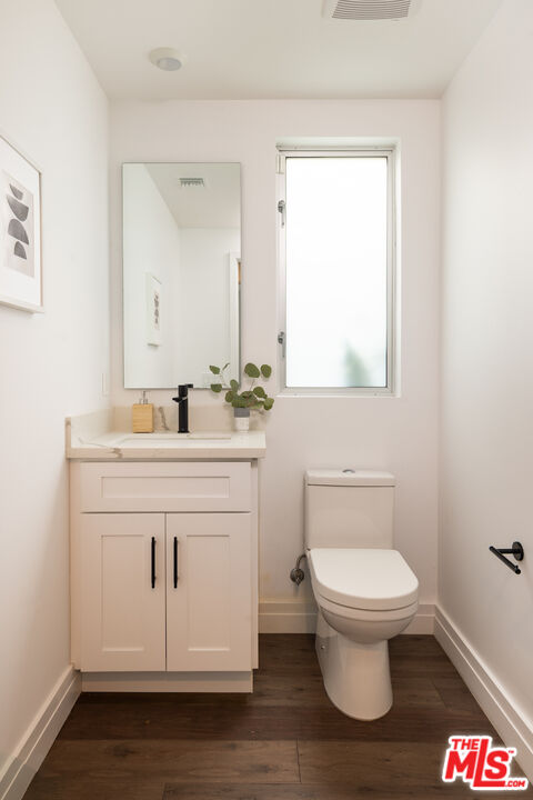 11979 Walnut Ln Unit: 1