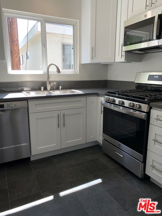 1219 N Crescent Heights Blvd Unit: B