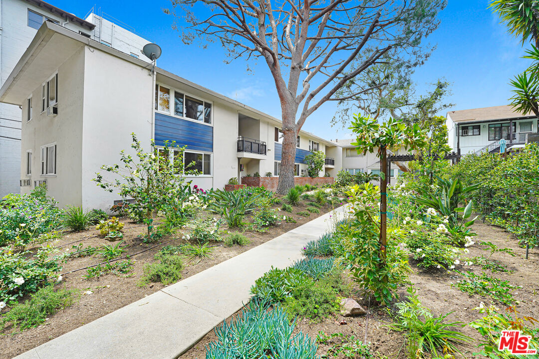 1219 N Crescent Heights Blvd Unit: B