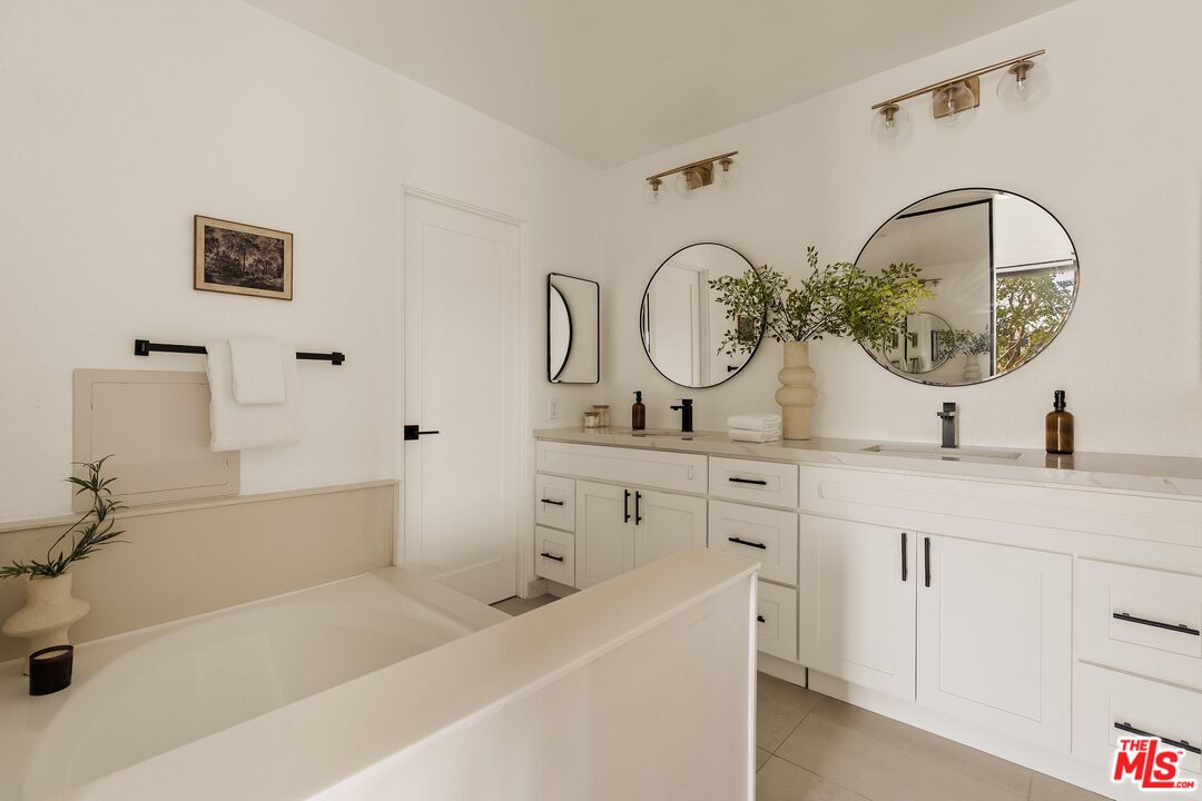 4600 Glencoe Ave Unit: 2