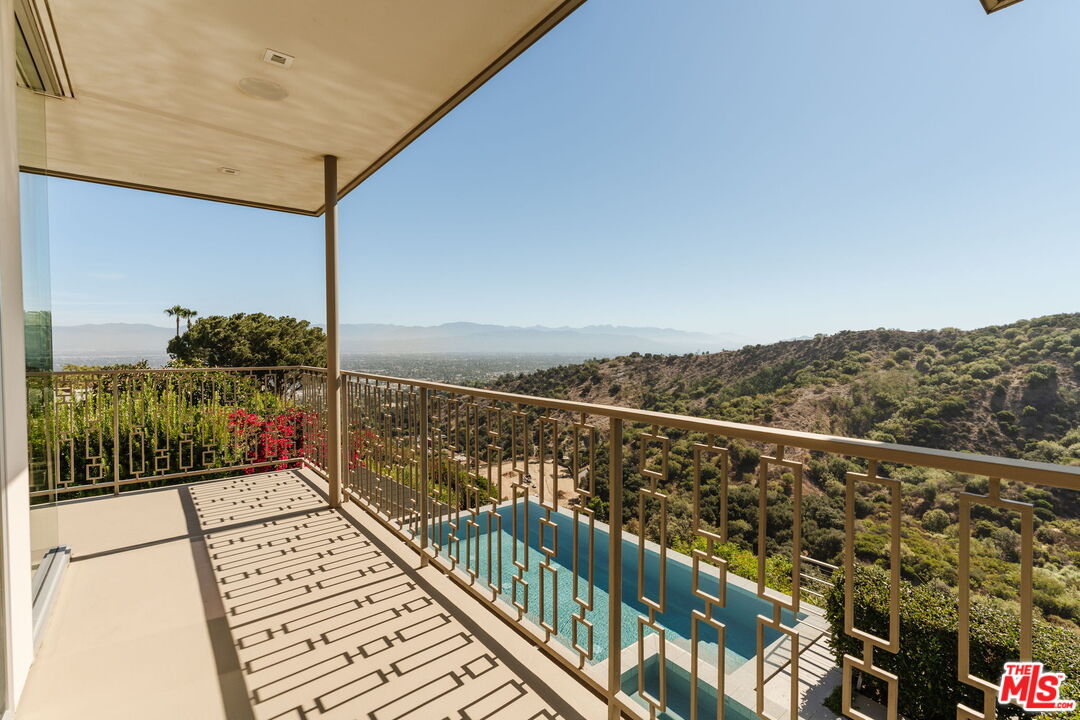 3642 Beverly Ridge Dr