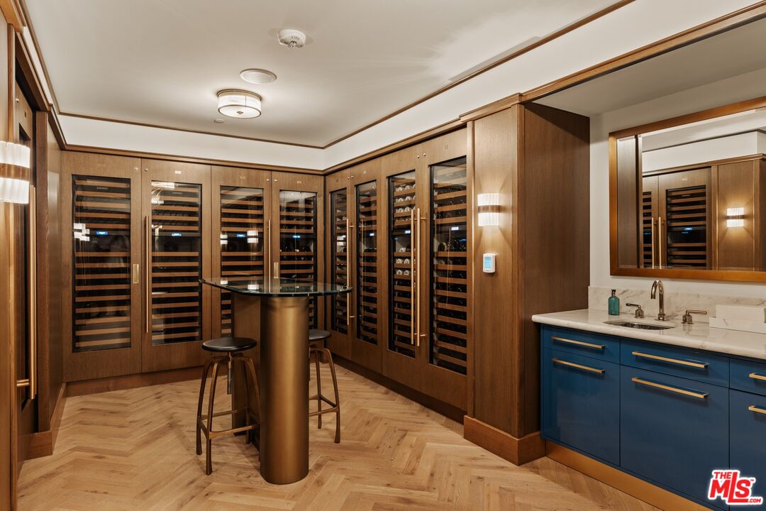 8420 W Sunset Blvd Unit: 107