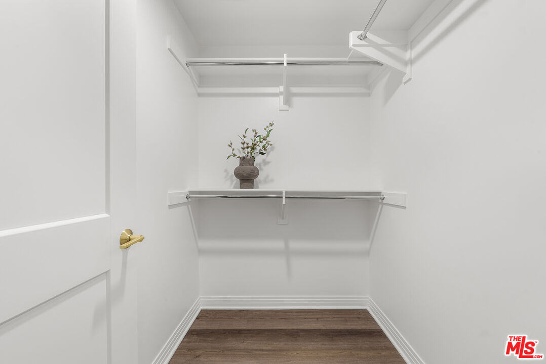 7428 Santa Monica Blvd Unit: 406