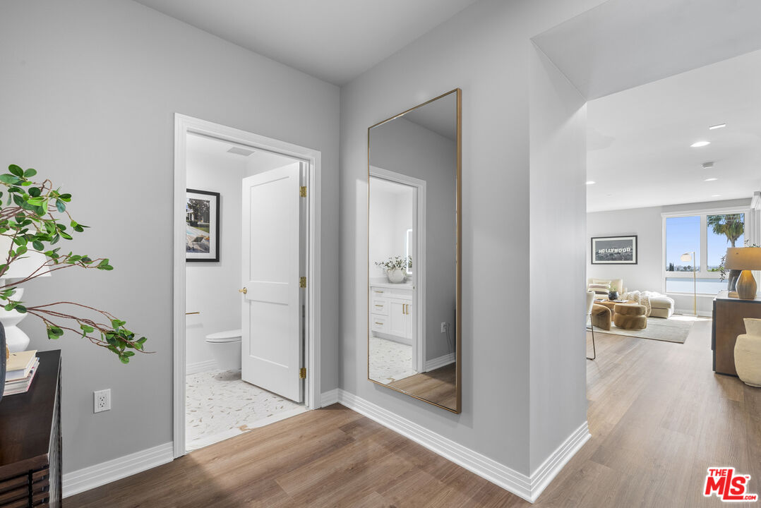 7428 Santa Monica Blvd Unit: 406