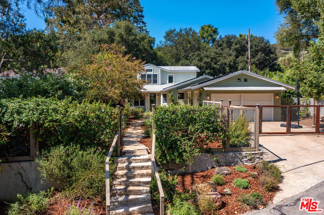 1446 Bonnell Dr