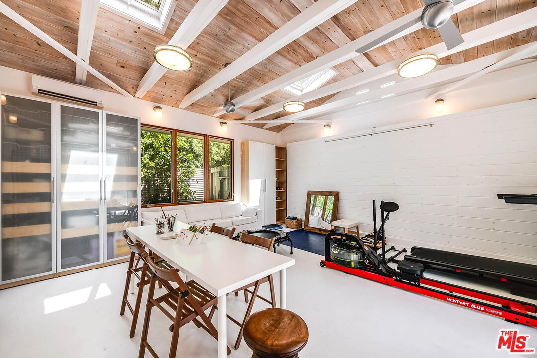 1446 Bonnell Dr