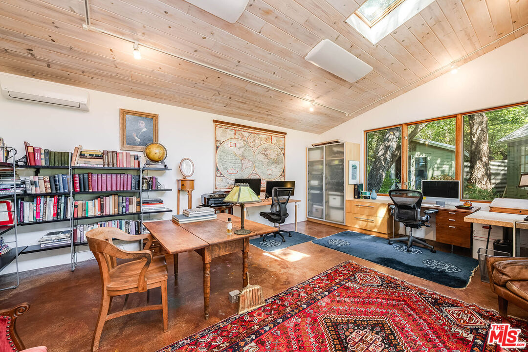 1446 Bonnell Dr