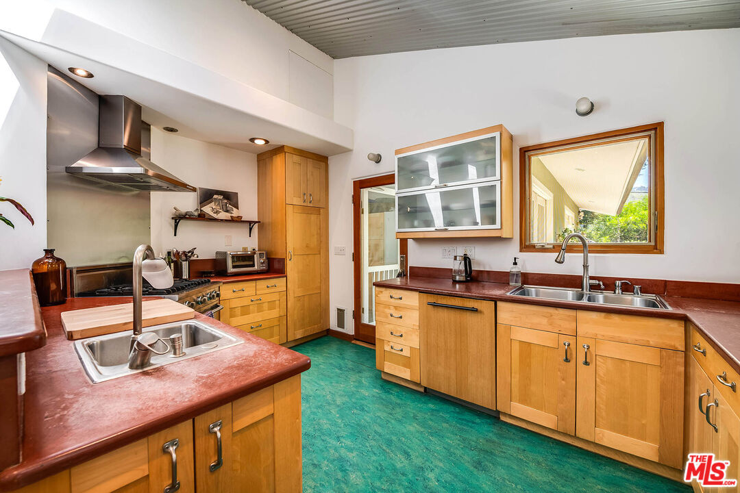 1446 Bonnell Dr