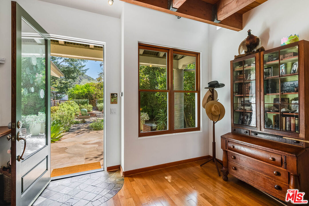 1446 Bonnell Dr